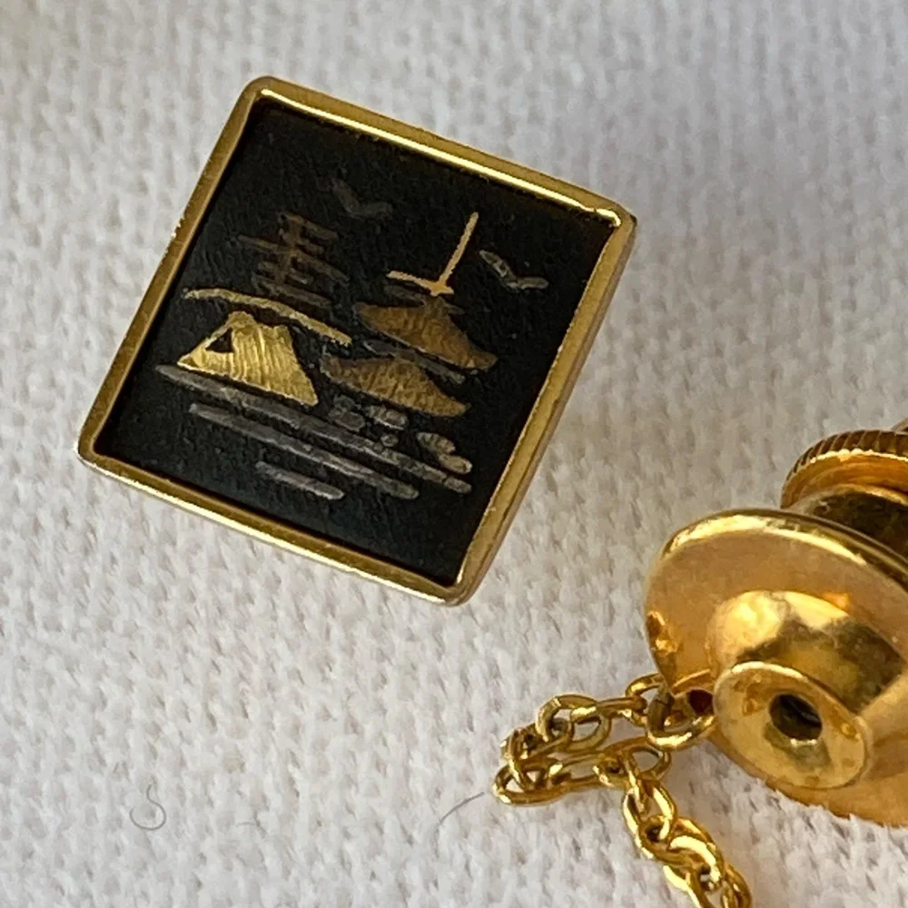 Vintage ARITA Japanese Mixed-Metal Tie Tack / Lapel Pin – Gold Inlay Landscape